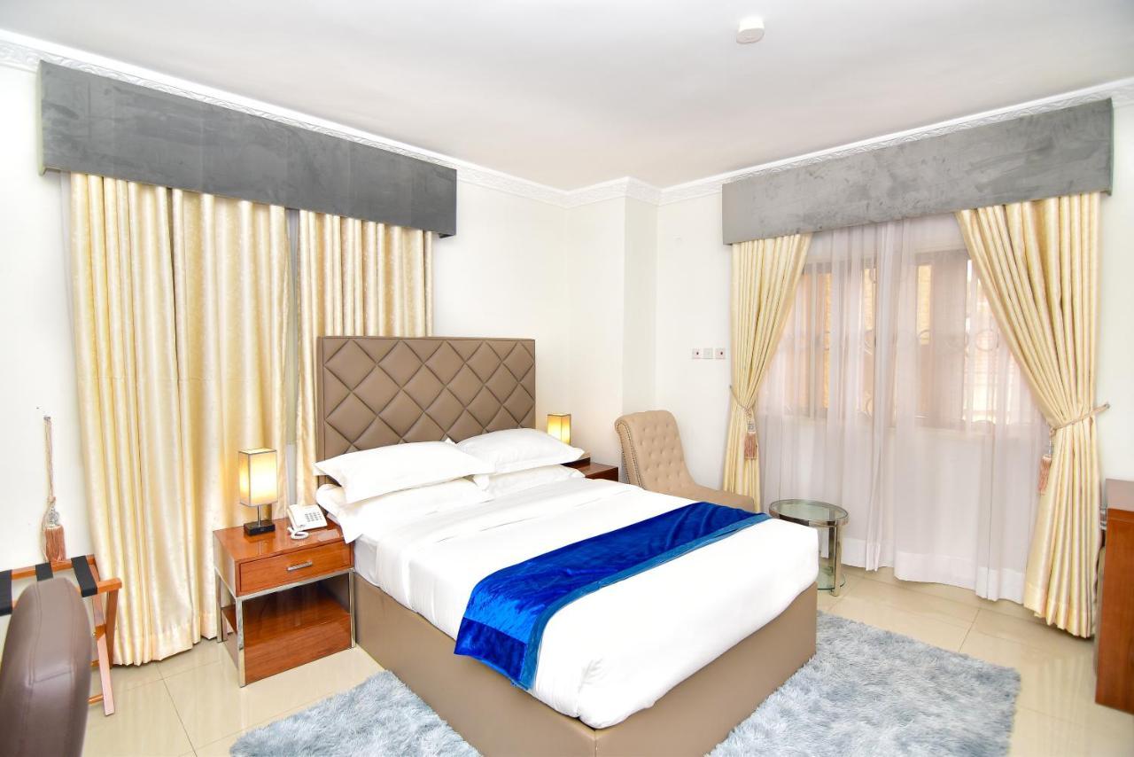 The Hallmark Hub, Hotel & Apartments Abuja Eksteriør billede